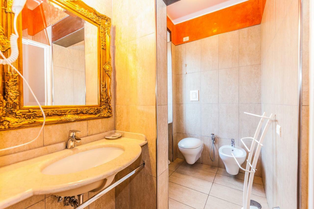 Albergo Della Corte Беневенто Экстерьер фото