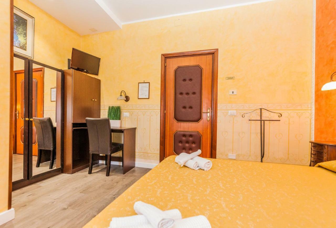 Albergo Della Corte Беневенто Экстерьер фото